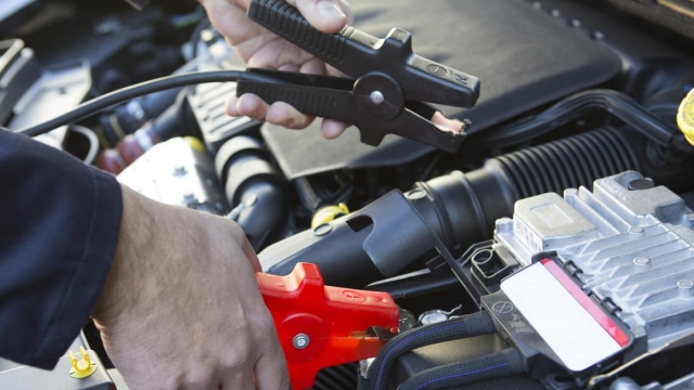 Roadside Rescues: Mastering the Art of Flat Tire Change and Towing