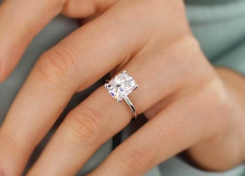 Shine Bright: The Beauty of Moissanite Engagement Rings