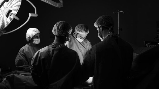 Overview of Cataract Surgery Options Guide