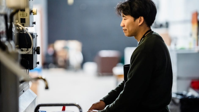 Understanding PEOs and Their Role in Financial Services